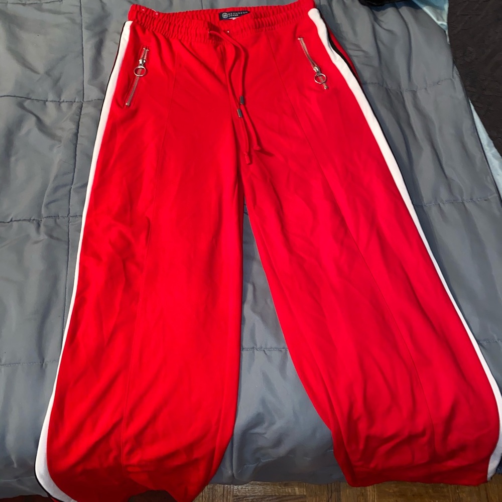Stretchy pants